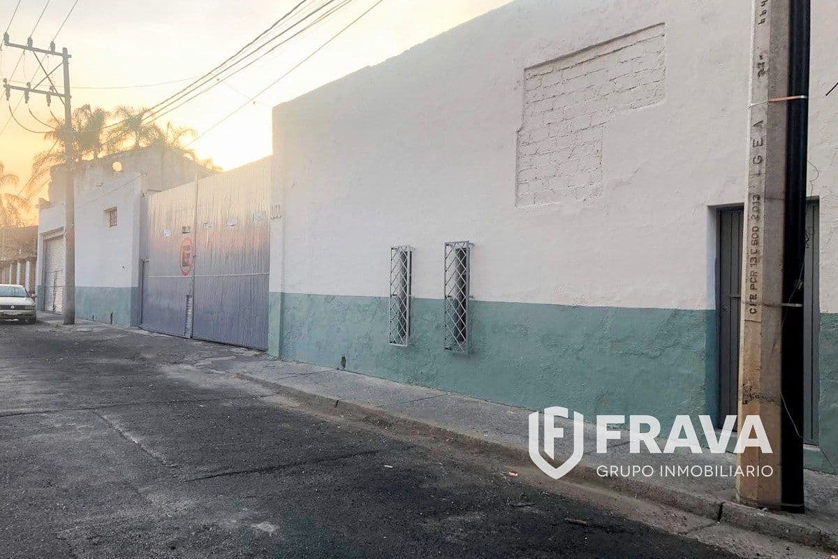 TERRENO EN VENTA A UNA CUADRA DEL PARQUE AGUA AZUL