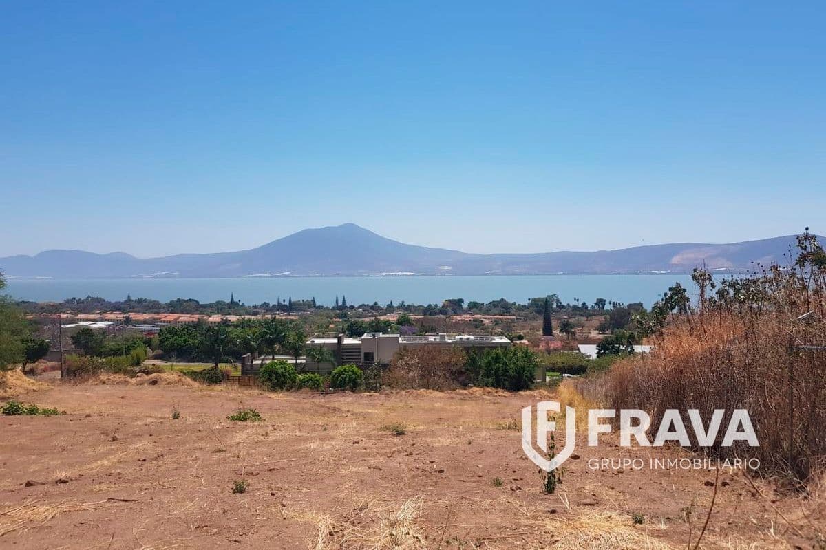 VENTA DE TERRENO EN JOCOTEPEC EN RANCHO ALEGRE