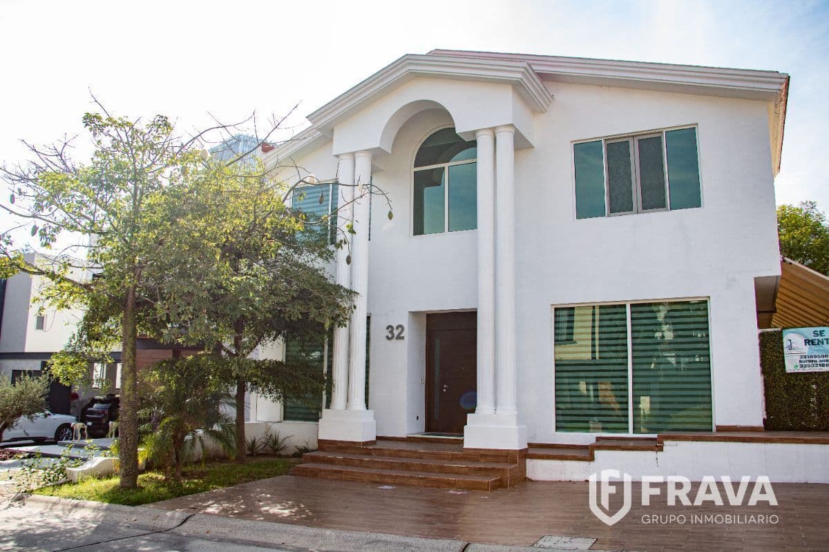 CASA EN VENTA EN PUERTA DE HIERRO COTO VALENCIA