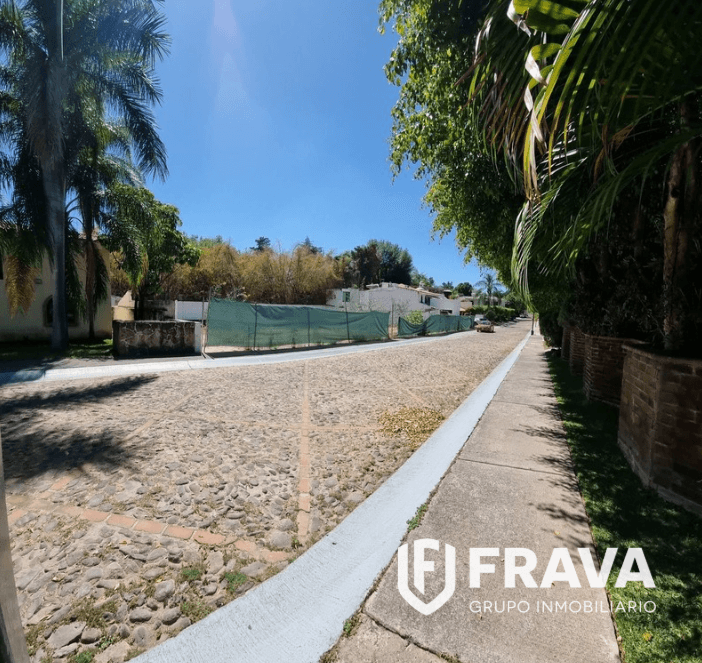 TERRENO EN VENTA EN COLINAS DE SAN JAVIER