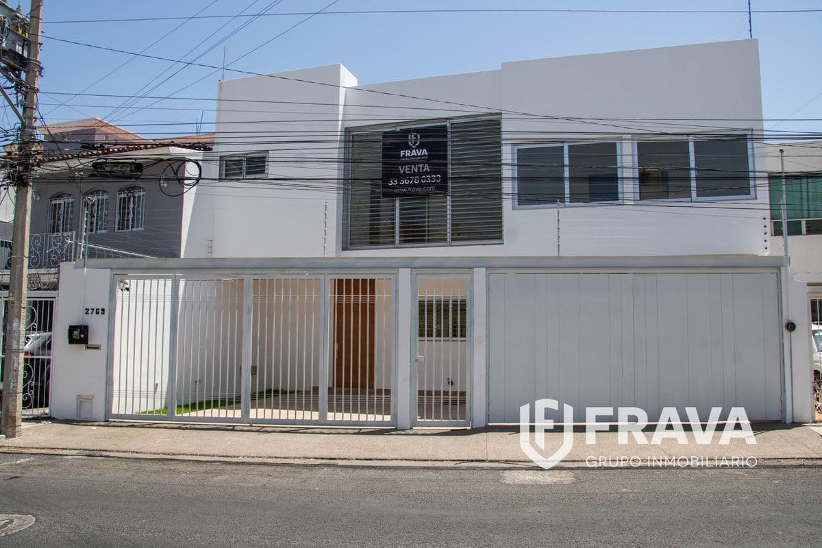 VENTA DE CASA EN EL COLLI