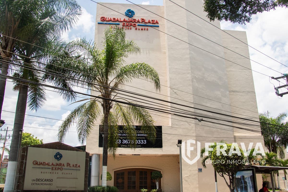 RENTA DE LOCAL COMERCIAL EN VERDE VALLE