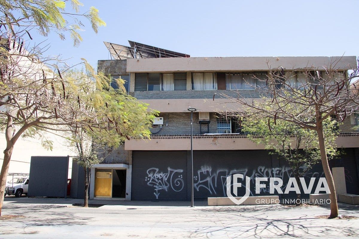 EDIFICIO EN VENTA AVENIDA ALCALDE, CENTRO GDL.