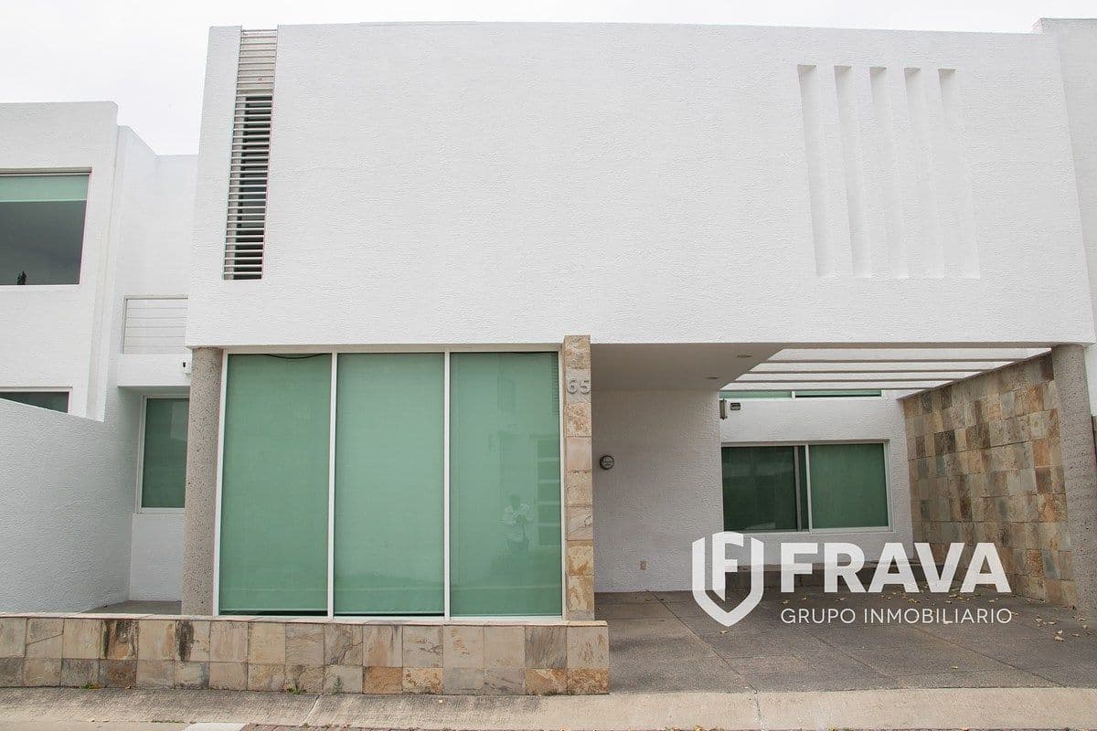 CASA EN VENTA Y RENTA EN CONDOMINIO VILLAS DE ASIS