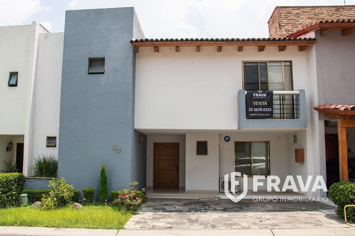 CASA EN VENTA EN RINCONADA DEL PARQUE